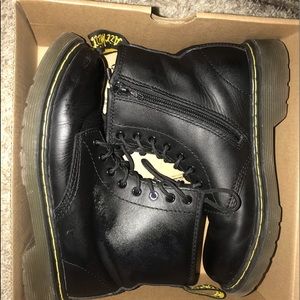 Fr Martens Classic Black boots